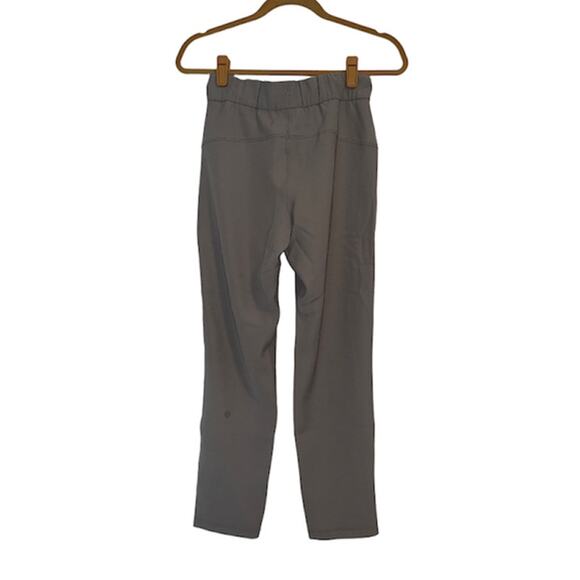 Lululemon On The Fly 7/8 Woven Pants Grey Size 2 BNWT - Picture 3 of 11
